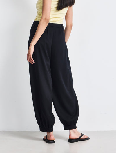 Lumi Smart Trouser In Black